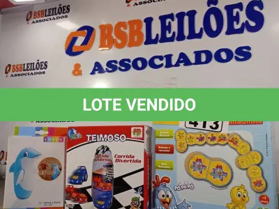 LOTE 413 - 02 BONECOS JOÃO TEIMOSO SENDO 01 GOLFINHO E 01 ALFABETO DE MADEIRA DA GALINHA PINTADINHA. (NO ESTADO) ATENÇÃO! FAZER A VISITAÇÃO ANTES DE ARREMATAR, NÃO SABEMOS SE FUNCIONA. LEILÃO NÃO TEM GARANTIA E NEM DEVOLUÇÃO, SUJEITO A POSSÍVEIS AVARIAS VISÍVEIS/OCULTAS E/OU AUSÊNCIA DE COMPONENTES.