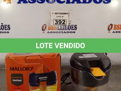 LOTE 392 - 01 ESPREMEDOR FRUITMAX MALLORY 1,20L DE CAPACIDADE 127V. (NO ESTADO) ATENÇÃO! FAZER A VISITAÇÃO ANTES DE ARREMATAR, NÃO SABEMOS SE FUNCIONA. LEILÃO NÃO TEM GARANTIA E NEM DEVOLUÇÃO, SUJEITO A POSSÍVEIS AVARIAS VISÍVEIS/OCULTAS E/OU AUSÊNCIA DE COMPONENTES.