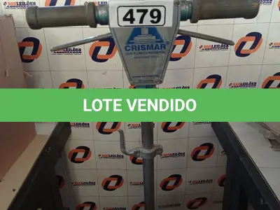 LOTE 479 - 01 ENCERADEIRA CRISMAR. (NO ESTADO) ATENÇÃO! FAZER A VISITAÇÃO ANTES DE ARREMATAR, NÃO SABEMOS SE FUNCIONA. LEILÃO NÃO TEM GARANTIA E NEM DEVOLUÇÃO, SUJEITO A POSSÍVEIS AVARIAS VISÍVEIS/OCULTAS E/OU AUSÊNCIA DE COMPONENTES.