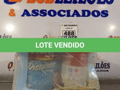 LOTE 488 - 01 KIT PARA PINTURA DE PISCINAS ESMALTE “PU” CONTENDO 01 GALÃO DE ESMALTE PU 2,7L COR BRANCA, 01 LATA DE CATALISADOR 900ML E 01 LATA DE DILUENTE 900ML. (NO ESTADO) ATENÇÃO! FAZER A VISITAÇÃO ANTES DE ARREMATAR, NÃO SABEMOS SE FUNCIONA. LEILÃO NÃO TEM GARANTIA E NEM DEVOLUÇÃO, SUJEITO A POSSÍVEIS AVARIAS VISÍVEIS/OCULTAS E/OU AUSÊNCIA DE COMPONENTES.