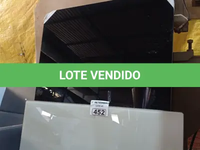 LOTE 452 - 02 TAMPOS DE MESA. (NO ESTADO) ATENÇÃO! FAZER A VISITAÇÃO ANTES DE ARREMATAR, NÃO SABEMOS SE FUNCIONA. LEILÃO NÃO TEM GARANTIA E NEM DEVOLUÇÃO, SUJEITO A POSSÍVEIS AVARIAS VISÍVEIS/OCULTAS E/OU AUSÊNCIA DE COMPONENTES.