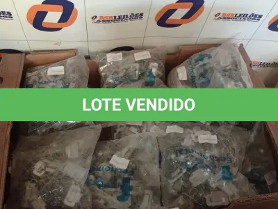 LOTE 484 - 01 LOTE COM GRANDE QUANTIDADE DE PRESILHAIS PARA FITAS DE AÇO. (NO ESTADO) ATENÇÃO! FAZER A VISITAÇÃO ANTES DE ARREMATAR, NÃO SABEMOS SE FUNCIONA. LEILÃO NÃO TEM GARANTIA E NEM DEVOLUÇÃO, SUJEITO A POSSÍVEIS AVARIAS VISÍVEIS/OCULTAS E/OU AUSÊNCIA DE COMPONENTES.