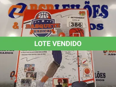 LOTE 386 - 01 CESTA DE BASQUETE DE BRINQUEDO. (NO ESTADO) ATENÇÃO! FAZER A VISITAÇÃO ANTES DE ARREMATAR, NÃO SABEMOS SE FUNCIONA. LEILÃO NÃO TEM GARANTIA E NEM DEVOLUÇÃO, SUJEITO A POSSÍVEIS AVARIAS VISÍVEIS/OCULTAS E/OU AUSÊNCIA DE COMPONENTES.