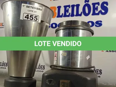 LOTE 455 - 01 LIQUIDIFICADOR INDUSTRIAL. (NO ESTADO) ATENÇÃO! FAZER A VISITAÇÃO ANTES DE ARREMATAR, NÃO SABEMOS SE FUNCIONA. LEILÃO NÃO TEM GARANTIA E NEM DEVOLUÇÃO, SUJEITO A POSSÍVEIS AVARIAS VISÍVEIS/OCULTAS E/OU AUSÊNCIA DE COMPONENTES.