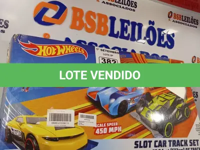 LOTE 382 - 01 PISTA HOTWHEELS. (NO ESTADO) ATENÇÃO! FAZER A VISITAÇÃO ANTES DE ARREMATAR, NÃO SABEMOS SE FUNCIONA. LEILÃO NÃO TEM GARANTIA E NEM DEVOLUÇÃO, SUJEITO A POSSÍVEIS AVARIAS VISÍVEIS/OCULTAS E/OU AUSÊNCIA DE COMPONENTES.