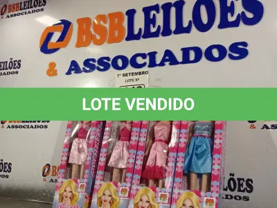 LOTE 443 - 04 BONECAS BELINDA. (NO ESTADO) ATENÇÃO! FAZER A VISITAÇÃO ANTES DE ARREMATAR, NÃO SABEMOS SE FUNCIONA. LEILÃO NÃO TEM GARANTIA E NEM DEVOLUÇÃO, SUJEITO A POSSÍVEIS AVARIAS VISÍVEIS/OCULTAS E/OU AUSÊNCIA DE COMPONENTES.