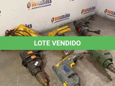 LOTE 458 - 06 FURADEIRAS MARCAS E MODELOS DIVERSOS. (NO ESTADO) ATENÇÃO! FAZER A VISITAÇÃO ANTES DE ARREMATAR, NÃO SABEMOS SE FUNCIONA. LEILÃO NÃO TEM GARANTIA E NEM DEVOLUÇÃO, SUJEITO A POSSÍVEIS AVARIAS VISÍVEIS/OCULTAS E/OU AUSÊNCIA DE COMPONENTES.