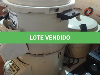LOTE 459 - 03 PANELAS AUTOCLAVES. (NO ESTADO) ATENÇÃO! FAZER A VISITAÇÃO ANTES DE ARREMATAR, NÃO SABEMOS SE FUNCIONA. LEILÃO NÃO TEM GARANTIA E NEM DEVOLUÇÃO, SUJEITO A POSSÍVEIS AVARIAS VISÍVEIS/OCULTAS E/OU AUSÊNCIA DE COMPONENTES.