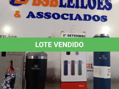 LOTE 071 - 01 GARRAFA TÉRMICA 500ML E 01 COPO DE CERVEJA 220ML. (NO ESTADO) ATENÇÃO! FAZER A VISITAÇÃO ANTES DE ARREMATAR, NÃO SABEMOS SE FUNCIONA. LEILÃO NÃO TEM GARANTIA E NEM DEVOLUÇÃO, SUJEITO A POSSÍVEIS AVARIAS VISÍVEIS/OCULTAS E/OU AUSÊNCIA DE COMPONENTES.