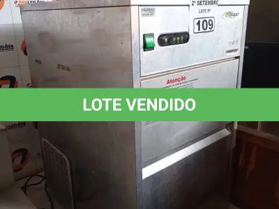 LOTE 109 - 01 MÁQUINA DE FAZER GELO 220V. (NO ESTADO) ATENÇÃO! FAZER A VISITAÇÃO ANTES DE ARREMATAR, NÃO SABEMOS SE FUNCIONA. LEILÃO NÃO TEM GARANTIA E NEM DEVOLUÇÃO, SUJEITO A POSSÍVEIS AVARIAS VISÍVEIS/OCULTAS E/OU AUSÊNCIA DE COMPONENTES.