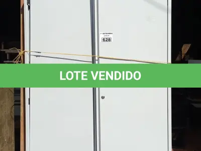 LOTE 628 - 01 ARMÁRIO DE AÇO COM 02 PORTAS E 03 PRATELEIRAS. (NO ESTADO) ATENÇÃO! FAZER A VISITAÇÃO ANTES DE ARREMATAR, NÃO SABEMOS SE FUNCIONA. LEILÃO NÃO TEM GARANTIA E NEM DEVOLUÇÃO, SUJEITO A POSSÍVEIS AVARIAS VISÍVEIS/OCULTAS E/OU AUSÊNCIA DE COMPONENTES.