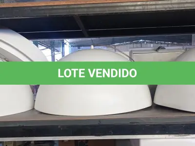 LOTE 606 - 01 LOTE COM VÁRIAS LUMINÁRIAS MARCAS E MODELOS DIVERSOS. (NO ESTADO) ATENÇÃO! FAZER A VISITAÇÃO ANTES DE ARREMATAR, NÃO SABEMOS SE FUNCIONA. LEILÃO NÃO TEM GARANTIA E NEM DEVOLUÇÃO, SUJEITO A POSSÍVEIS AVARIAS VISÍVEIS/OCULTAS E/OU AUSÊNCIA DE COMPONENTES.