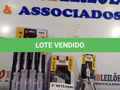 LOTE 068 - 01 KIT DE CHAVES FENDA/PHILIPS 4PEÇAS, ALICATE DE BICO 6” E KIT DE CHAVES TORK.  (NO ESTADO) ATENÇÃO! FAZER A VISITAÇÃO ANTES DE ARREMATAR, NÃO SABEMOS SE FUNCIONA. LEILÃO NÃO TEM GARANTIA E NEM DEVOLUÇÃO, SUJEITO A POSSÍVEIS AVARIAS VISÍVEIS/OCULTAS E/OU AUSÊNCIA DE COMPONENTES.