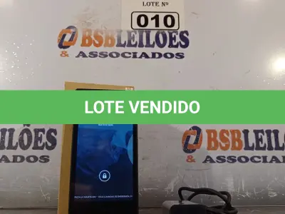 LOTE 010 - 01 CELULAR REDMI. (NO ESTADO) ATENÇÃO! FAZER A VISITAÇÃO ANTES DE ARREMATAR, NÃO SABEMOS SE FUNCIONA. LEILÃO NÃO TEM GARANTIA E NEM DEVOLUÇÃO, SUJEITO A POSSÍVEIS AVARIAS VISÍVEIS/OCULTAS E/OU AUSÊNCIA DE COMPONENTES.
