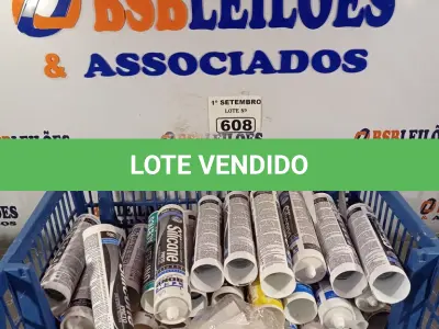LOTE 608 - 01 LOTE COM VÁRIAS BISNAGAS DE SILICONE DIVERSOS. (NO ESTADO) ATENÇÃO! FAZER A VISITAÇÃO ANTES DE ARREMATAR, NÃO SABEMOS SE FUNCIONA. LEILÃO NÃO TEM GARANTIA E NEM DEVOLUÇÃO, SUJEITO A POSSÍVEIS AVARIAS VISÍVEIS/OCULTAS E/OU AUSÊNCIA DE COMPONENTES.