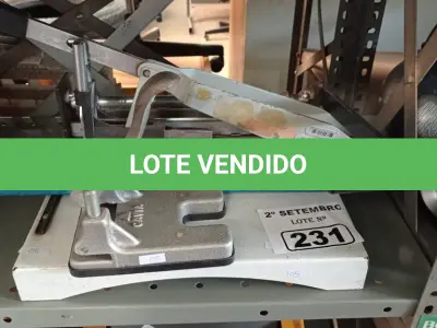 LOTE 231 - 02 PERFURADORES DE PAPEL E 01 GRAMPEADOR. (NO ESTADO) ATENÇÃO! FAZER A VISITAÇÃO ANTES DE ARREMATAR, NÃO SABEMOS SE FUNCIONA. LEILÃO NÃO TEM GARANTIA E NEM DEVOLUÇÃO, SUJEITO A POSSÍVEIS AVARIAS VISÍVEIS/OCULTAS E/OU AUSÊNCIA DE COMPONENTES.