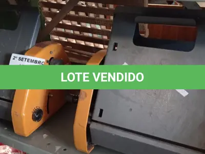 LOTE 238 - 02 MIMEOGRAFO. (NO ESTADO) ATENÇÃO! FAZER A VISITAÇÃO ANTES DE ARREMATAR, NÃO SABEMOS SE FUNCIONA. LEILÃO NÃO TEM GARANTIA E NEM DEVOLUÇÃO, SUJEITO A POSSÍVEIS AVARIAS VISÍVEIS/OCULTAS E/OU AUSÊNCIA DE COMPONENTES.
