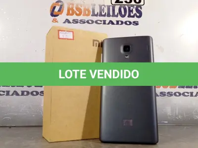 LOTE 230 - 01 CELULAR REDMI. (NO ESTADO) ATENÇÃO! FAZER A VISITAÇÃO ANTES DE ARREMATAR, NÃO SABEMOS SE FUNCIONA. LEILÃO NÃO TEM GARANTIA E NEM DEVOLUÇÃO, SUJEITO A POSSÍVEIS AVARIAS VISÍVEIS/OCULTAS E/OU AUSÊNCIA DE COMPONENTES.