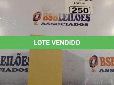 LOTE 250 - 01 CELULAR REDMI. (NO ESTADO) ATENÇÃO! FAZER A VISITAÇÃO ANTES DE ARREMATAR, NÃO SABEMOS SE FUNCIONA. LEILÃO NÃO TEM GARANTIA E NEM DEVOLUÇÃO, SUJEITO A POSSÍVEIS AVARIAS VISÍVEIS/OCULTAS E/OU AUSÊNCIA DE COMPONENTES.