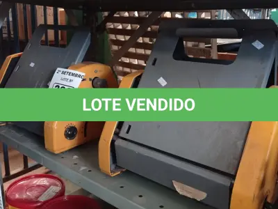 LOTE 238 - 02 MIMEOGRAFO. (NO ESTADO) ATENÇÃO! FAZER A VISITAÇÃO ANTES DE ARREMATAR, NÃO SABEMOS SE FUNCIONA. LEILÃO NÃO TEM GARANTIA E NEM DEVOLUÇÃO, SUJEITO A POSSÍVEIS AVARIAS VISÍVEIS/OCULTAS E/OU AUSÊNCIA DE COMPONENTES.