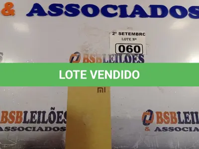 LOTE 060 - 01 CELULAR REDMI. (NO ESTADO) ATENÇÃO! FAZER A VISITAÇÃO ANTES DE ARREMATAR, NÃO SABEMOS SE FUNCIONA. LEILÃO NÃO TEM GARANTIA E NEM DEVOLUÇÃO, SUJEITO A POSSÍVEIS AVARIAS VISÍVEIS/OCULTAS E/OU AUSÊNCIA DE COMPONENTES.