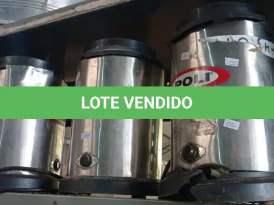 LOTE 217 - 03 BASES DE LIQUIDIFICADOR INDUSTRIAL MARCAS POLI. (NO ESTADO) ATENÇÃO! FAZER A VISITAÇÃO ANTES DE ARREMATAR, NÃO SABEMOS SE FUNCIONA. LEILÃO NÃO TEM GARANTIA E NEM DEVOLUÇÃO, SUJEITO A POSSÍVEIS AVARIAS VISÍVEIS/OCULTAS E/OU AUSÊNCIA DE COMPONENTES.