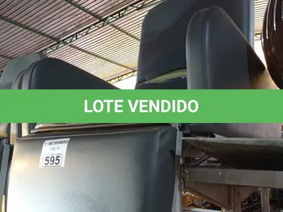 LOTE 595 - 01 POLTRONA PARA DESCANSO. (NO ESTADO) ATENÇÃO! FAZER A VISITAÇÃO ANTES DE ARREMATAR, NÃO SABEMOS SE FUNCIONA. LEILÃO NÃO TEM GARANTIA E NEM DEVOLUÇÃO, SUJEITO A POSSÍVEIS AVARIAS VISÍVEIS/OCULTAS E/OU AUSÊNCIA DE COMPONENTES.