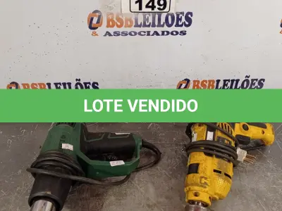 LOTE 149 - 01 SOPRADOR TÉRMICO E 01 PARAFUSADEIRA. (NO ESTADO) ATENÇÃO! FAZER A VISITAÇÃO ANTES DE ARREMATAR, NÃO SABEMOS SE FUNCIONA. LEILÃO NÃO TEM GARANTIA E NEM DEVOLUÇÃO, SUJEITO A POSSÍVEIS AVARIAS VISÍVEIS/OCULTAS E/OU AUSÊNCIA DE COMPONENTES.