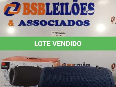 LOTE 028 - 01 CAIXA DE SOM BLUETOOTH. (NO ESTADO) ATENÇÃO! FAZER A VISITAÇÃO ANTES DE ARREMATAR, NÃO SABEMOS SE FUNCIONA. LEILÃO NÃO TEM GARANTIA E NEM DEVOLUÇÃO, SUJEITO A POSSÍVEIS AVARIAS VISÍVEIS/OCULTAS E/OU AUSÊNCIA DE COMPONENTES.