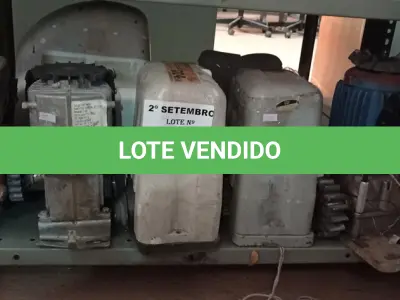 LOTE 242 - 01 LOTE COM VÁRIAS SUCATAS DE MOTORES DE PORTÕES MARCAS E MODELOS DIVERSOS. (NO ESTADO) ATENÇÃO! FAZER A VISITAÇÃO ANTES DE ARREMATAR, NÃO SABEMOS SE FUNCIONA. LEILÃO NÃO TEM GARANTIA E NEM DEVOLUÇÃO, SUJEITO A POSSÍVEIS AVARIAS VISÍVEIS/OCULTAS E/OU AUSÊNCIA DE COMPONENTES.