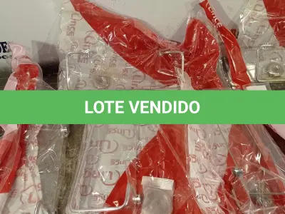 LOTE 607 - 06 PRATELEIRAS PORTAS SHAMPOO. (NO ESTADO) ATENÇÃO! FAZER A VISITAÇÃO ANTES DE ARREMATAR, NÃO SABEMOS SE FUNCIONA. LEILÃO NÃO TEM GARANTIA E NEM DEVOLUÇÃO, SUJEITO A POSSÍVEIS AVARIAS VISÍVEIS/OCULTAS E/OU AUSÊNCIA DE COMPONENTES.