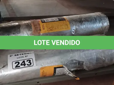 LOTE 243 - 02 ROLOS DE MANTA ASFÁLTICA MULTIUSO. (NO ESTADO) ATENÇÃO! FAZER A VISITAÇÃO ANTES DE ARREMATAR, NÃO SABEMOS SE FUNCIONA. LEILÃO NÃO TEM GARANTIA E NEM DEVOLUÇÃO, SUJEITO A POSSÍVEIS AVARIAS VISÍVEIS/OCULTAS E/OU AUSÊNCIA DE COMPONENTES.