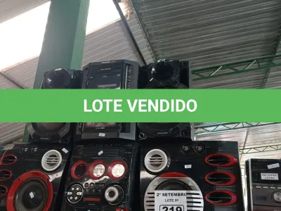 LOTE 219 - 03 APARELHOS DE SOM MARCAS E MODELOS DIVERSOS. (NO ESTADO) ATENÇÃO! FAZER A VISITAÇÃO ANTES DE ARREMATAR, NÃO SABEMOS SE FUNCIONA. LEILÃO NÃO TEM GARANTIA E NEM DEVOLUÇÃO, SUJEITO A POSSÍVEIS AVARIAS VISÍVEIS/OCULTAS E/OU AUSÊNCIA DE COMPONENTES.