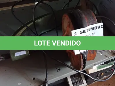 LOTE 186 - 01 VULCANIZADOR DE PNEUS. (NO ESTADO) ATENÇÃO! FAZER A VISITAÇÃO ANTES DE ARREMATAR, NÃO SABEMOS SE FUNCIONA. LEILÃO NÃO TEM GARANTIA E NEM DEVOLUÇÃO, SUJEITO A POSSÍVEIS AVARIAS VISÍVEIS/OCULTAS E/OU AUSÊNCIA DE COMPONENTES.
