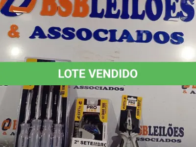 LOTE 068 - 01 KIT DE CHAVES FENDA/PHILIPS 4PEÇAS, ALICATE DE BICO 6” E KIT DE CHAVES TORK.  (NO ESTADO) ATENÇÃO! FAZER A VISITAÇÃO ANTES DE ARREMATAR, NÃO SABEMOS SE FUNCIONA. LEILÃO NÃO TEM GARANTIA E NEM DEVOLUÇÃO, SUJEITO A POSSÍVEIS AVARIAS VISÍVEIS/OCULTAS E/OU AUSÊNCIA DE COMPONENTES.