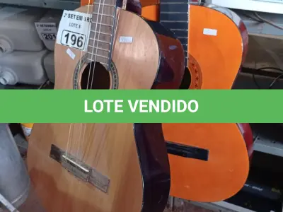 LOTE 196 - 03 VIOLÕES MARCAS E MODELOS DIVERSOS COM AVARIAS. (NO ESTADO) ATENÇÃO! FAZER A VISITAÇÃO ANTES DE ARREMATAR, NÃO SABEMOS SE FUNCIONA. LEILÃO NÃO TEM GARANTIA E NEM DEVOLUÇÃO, SUJEITO A POSSÍVEIS AVARIAS VISÍVEIS/OCULTAS E/OU AUSÊNCIA DE COMPONENTES.