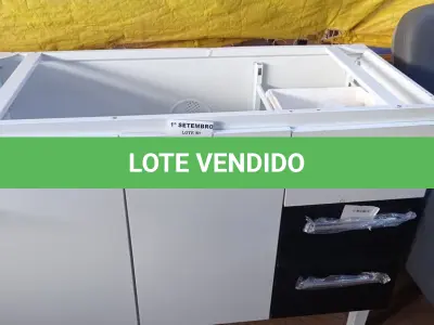 LOTE 621 - 01 BALCÃO DE AÇO PARA COZINHA. (NO ESTADO) ATENÇÃO! FAZER A VISITAÇÃO ANTES DE ARREMATAR, NÃO SABEMOS SE FUNCIONA. LEILÃO NÃO TEM GARANTIA E NEM DEVOLUÇÃO, SUJEITO A POSSÍVEIS AVARIAS VISÍVEIS/OCULTAS E/OU AUSÊNCIA DE COMPONENTES.