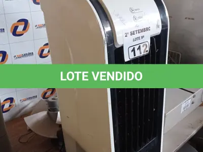 LOTE 112 - 01 CLIMATIZADOR, 01 CAIXA DE SOM DE COLUNA E 01 HÉLICE COM MOTOR. (NO ESTADO) ATENÇÃO! FAZER A VISITAÇÃO ANTES DE ARREMATAR, NÃO SABEMOS SE FUNCIONA. LEILÃO NÃO TEM GARANTIA E NEM DEVOLUÇÃO, SUJEITO A POSSÍVEIS AVARIAS VISÍVEIS/OCULTAS E/OU AUSÊNCIA DE COMPONENTES.