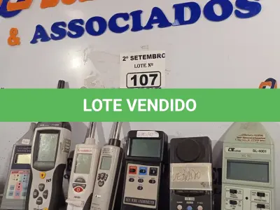LOTE 107 - 01 LOTE COM VÁRIOS MEDIDORES DIVERSOS. (NO ESTADO) ATENÇÃO! FAZER A VISITAÇÃO ANTES DE ARREMATAR, NÃO SABEMOS SE FUNCIONA. LEILÃO NÃO TEM GARANTIA E NEM DEVOLUÇÃO, SUJEITO A POSSÍVEIS AVARIAS VISÍVEIS/OCULTAS E/OU AUSÊNCIA DE COMPONENTES.