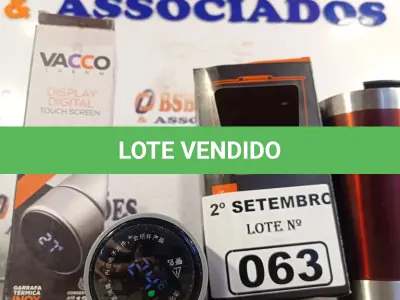 LOTE 063 - 01 COPO E 01 GARRAFA DIGITAL 500ML TÉRMICOS. (NO ESTADO) ATENÇÃO! FAZER A VISITAÇÃO ANTES DE ARREMATAR, NÃO SABEMOS SE FUNCIONA. LEILÃO NÃO TEM GARANTIA E NEM DEVOLUÇÃO, SUJEITO A POSSÍVEIS AVARIAS VISÍVEIS/OCULTAS E/OU AUSÊNCIA DE COMPONENTES.