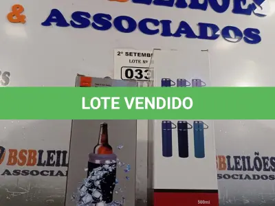 LOTE 033 - 01 GARRAFA TÉRMICA 500ML E 01 COPO DE CERVEJA 220ML. (NO ESTADO) ATENÇÃO! FAZER A VISITAÇÃO ANTES DE ARREMATAR, NÃO SABEMOS SE FUNCIONA. LEILÃO NÃO TEM GARANTIA E NEM DEVOLUÇÃO, SUJEITO A POSSÍVEIS AVARIAS VISÍVEIS/OCULTAS E/OU AUSÊNCIA DE COMPONENTES.