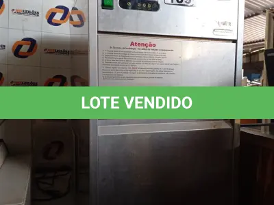 LOTE 109 - 01 MÁQUINA DE FAZER GELO 220V. (NO ESTADO) ATENÇÃO! FAZER A VISITAÇÃO ANTES DE ARREMATAR, NÃO SABEMOS SE FUNCIONA. LEILÃO NÃO TEM GARANTIA E NEM DEVOLUÇÃO, SUJEITO A POSSÍVEIS AVARIAS VISÍVEIS/OCULTAS E/OU AUSÊNCIA DE COMPONENTES.