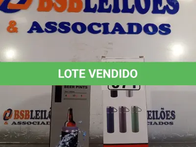 LOTE 071 - 01 GARRAFA TÉRMICA 500ML E 01 COPO DE CERVEJA 220ML. (NO ESTADO) ATENÇÃO! FAZER A VISITAÇÃO ANTES DE ARREMATAR, NÃO SABEMOS SE FUNCIONA. LEILÃO NÃO TEM GARANTIA E NEM DEVOLUÇÃO, SUJEITO A POSSÍVEIS AVARIAS VISÍVEIS/OCULTAS E/OU AUSÊNCIA DE COMPONENTES.