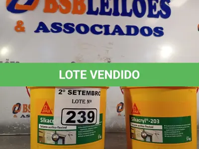 LOTE 239 - 02 BALDES DE SIKACRYL-203, SELANTE ACRÍLICO FLEXÍVEL 5KG. (NO ESTADO) ATENÇÃO! FAZER A VISITAÇÃO ANTES DE ARREMATAR, NÃO SABEMOS SE FUNCIONA. LEILÃO NÃO TEM GARANTIA E NEM DEVOLUÇÃO, SUJEITO A POSSÍVEIS AVARIAS VISÍVEIS/OCULTAS E/OU AUSÊNCIA DE COMPONENTES.