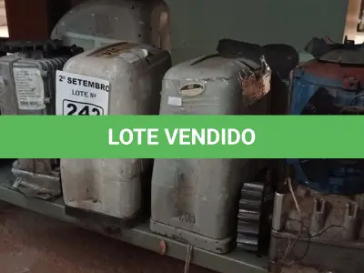 LOTE 242 - 01 LOTE COM VÁRIAS SUCATAS DE MOTORES DE PORTÕES MARCAS E MODELOS DIVERSOS. (NO ESTADO) ATENÇÃO! FAZER A VISITAÇÃO ANTES DE ARREMATAR, NÃO SABEMOS SE FUNCIONA. LEILÃO NÃO TEM GARANTIA E NEM DEVOLUÇÃO, SUJEITO A POSSÍVEIS AVARIAS VISÍVEIS/OCULTAS E/OU AUSÊNCIA DE COMPONENTES.