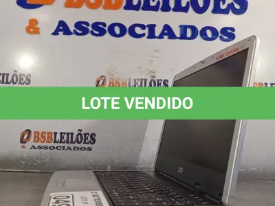 LOTE 049 - 01 NOTEBOOK MARCA SEMP TOSHIBA. (NO ESTADO) ATENÇÃO! FAZER A VISITAÇÃO ANTES DE ARREMATAR, NÃO SABEMOS SE FUNCIONA. LEILÃO NÃO TEM GARANTIA E NEM DEVOLUÇÃO, SUJEITO A POSSÍVEIS AVARIAS VISÍVEIS/OCULTAS E/OU AUSÊNCIA DE COMPONENTES.