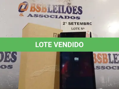 LOTE 220 - 01 CELULAR REDMI. (NO ESTADO) ATENÇÃO! FAZER A VISITAÇÃO ANTES DE ARREMATAR, NÃO SABEMOS SE FUNCIONA. LEILÃO NÃO TEM GARANTIA E NEM DEVOLUÇÃO, SUJEITO A POSSÍVEIS AVARIAS VISÍVEIS/OCULTAS E/OU AUSÊNCIA DE COMPONENTES.