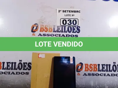 LOTE 030 - 01 CELULAR REDMI. (NO ESTADO) ATENÇÃO! FAZER A VISITAÇÃO ANTES DE ARREMATAR, NÃO SABEMOS SE FUNCIONA. LEILÃO NÃO TEM GARANTIA E NEM DEVOLUÇÃO, SUJEITO A POSSÍVEIS AVARIAS VISÍVEIS/OCULTAS E/OU AUSÊNCIA DE COMPONENTES.