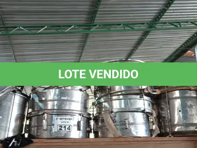 LOTE 214 - 01 LOTE COM VÁRIOS INSTRUMENTOS MUSICAIS COM AVARIAS. (NO ESTADO) ATENÇÃO! FAZER A VISITAÇÃO ANTES DE ARREMATAR, NÃO SABEMOS SE FUNCIONA. LEILÃO NÃO TEM GARANTIA E NEM DEVOLUÇÃO, SUJEITO A POSSÍVEIS AVARIAS VISÍVEIS/OCULTAS E/OU AUSÊNCIA DE COMPONENTES.
