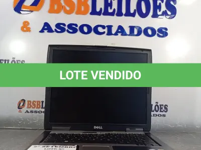 LOTE 054 - 01 NOTEBOOK MARCA DELL LATITUDE D520. (NO ESTADO) ATENÇÃO! FAZER A VISITAÇÃO ANTES DE ARREMATAR, NÃO SABEMOS SE FUNCIONA. LEILÃO NÃO TEM GARANTIA E NEM DEVOLUÇÃO, SUJEITO A POSSÍVEIS AVARIAS VISÍVEIS/OCULTAS E/OU AUSÊNCIA DE COMPONENTES.